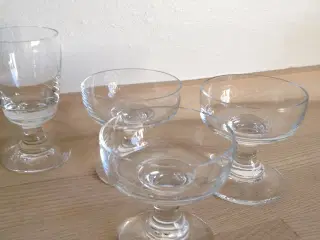 Holmegaard glas-Almue