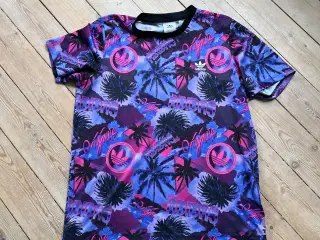 Adidas trøje 👕 