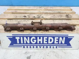 New Holland TX 65 Udstødningsmanifold F2NN9430AC