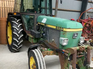 John Deere 2450