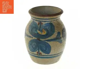 Keramisk vase med blå dekoration (str. 11 cm)