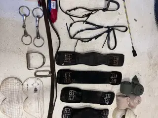 Blandet brugt rideudstyr