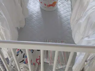 Babyseng med alt tilbehør komplet 