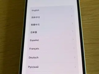 iPhone 13 starlight