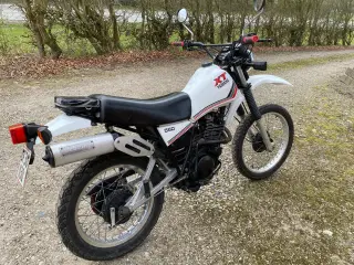 Yamaha xt 550