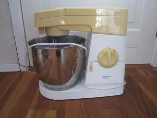 KENWOOD MAJOR KØKKENMASKINE. BYD.