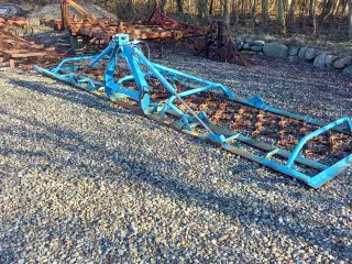 Saphir græsmarksharve hydraulisk 6 m