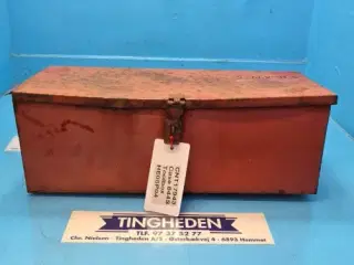 Case 844S Værktøjskasse