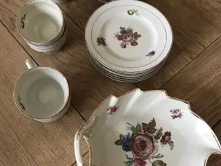 smuk gammel porcelæn med guldkant