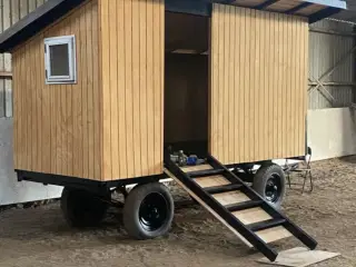 Mobilt shelter/salgsbod/ tiny house