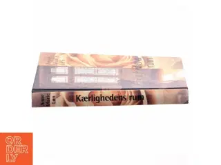 Kærlighedens rum af Anne Marie Løn (Bog)