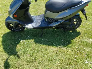 Pgo dr big scooter