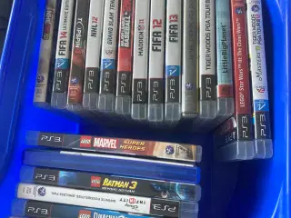 Playstation 3 med 21 spil og andet udstyr