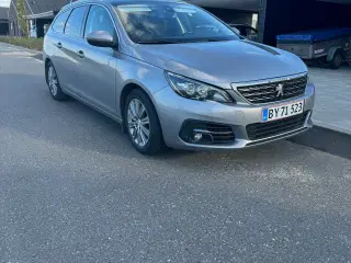 Nysynet! Peugeot 308 1,6 blue HDi SW 2018