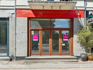 Veldisponeret butik/cafélokale!