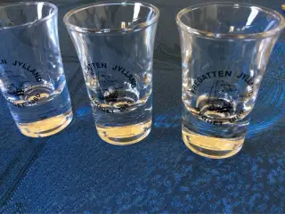  3 snapseglas fra fregatten Jylland