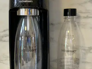 Sodastream med to flasker
