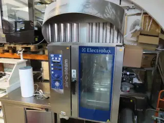 Industrikombiovn med Emhætte ELECTROLUX AIR-O-STEAM