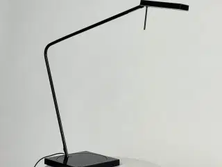 Luxo | Ninety LED Bordlampe