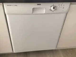 Zanussi ZDF 220 opvaskemaskine