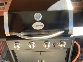 Gas grill med 4 brænder