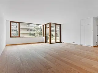 Skøn lejlighed i 2 plan på 155 m2, med 2 skønne terrasser, Hellerup, København
