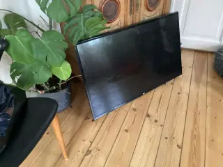 LG Smart TV 43’ i Værløse,Storkøbenhavn 