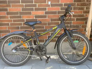 Købt til 4299 kr 20 tommer 