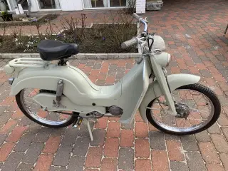 Fin gammel skylon scooter 