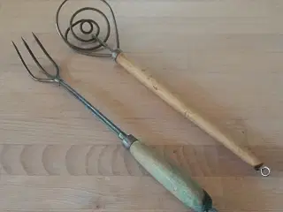 MEGET GAMLE KØKKENREDSKABER