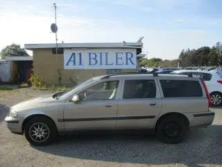Volvo V70 2,4 