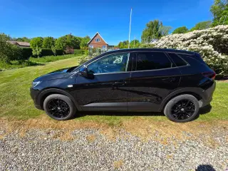 Opel grandland x turbo