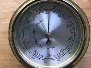 Skibsbarometer i messing
