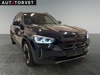 BMW iX3  Charged Plus