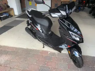 Vga Street-X 30 km årg. 2024 