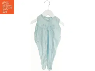 Lyseblå heldragt til baby fra Collection Chérie (str. 62)