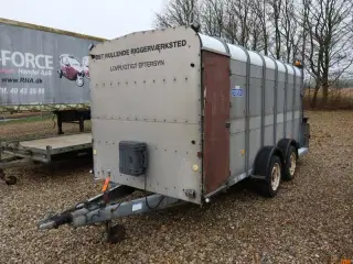 HESTETRAILER / T