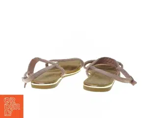 Sandaler (str. 40)