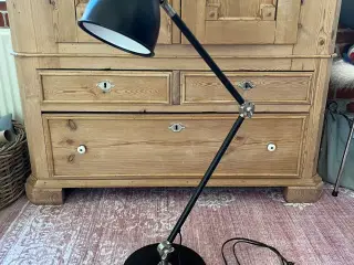 Skrivebordslampe - IKEA Aröd / sort