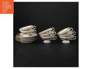 Porcelæns kaffekopper og underkopper fra Wawel (str. Ø. 12 cm ø. 8 cm)