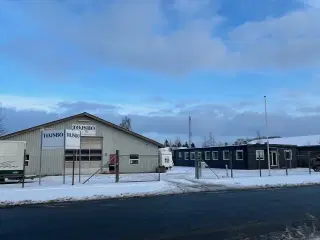 Lager-/kontorlejemål på indhegnet grund