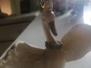 Nips ting sælges