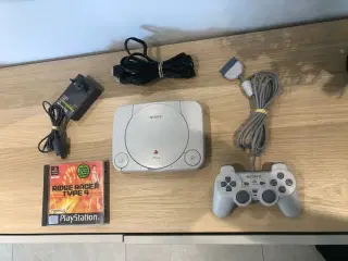 Næsten ny Playstation One