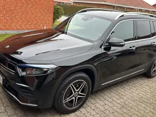 Mercedes EQB 250+