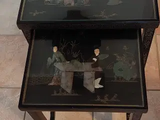 2 kinesiske indskudsborde