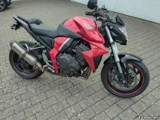 Honda CB 1000 R+