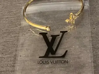 Armbånd fra Louis Vuitton.