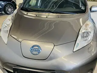 Nissan Leaf 24 