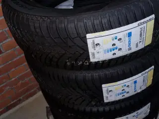 Pirelli  Helårsdæk