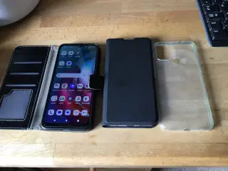 Motorola G 30 med ekstra cover